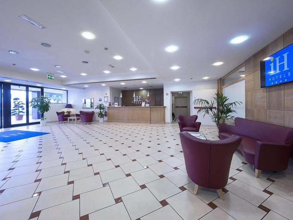 Hotel Firenze Каорле Экстерьер фото